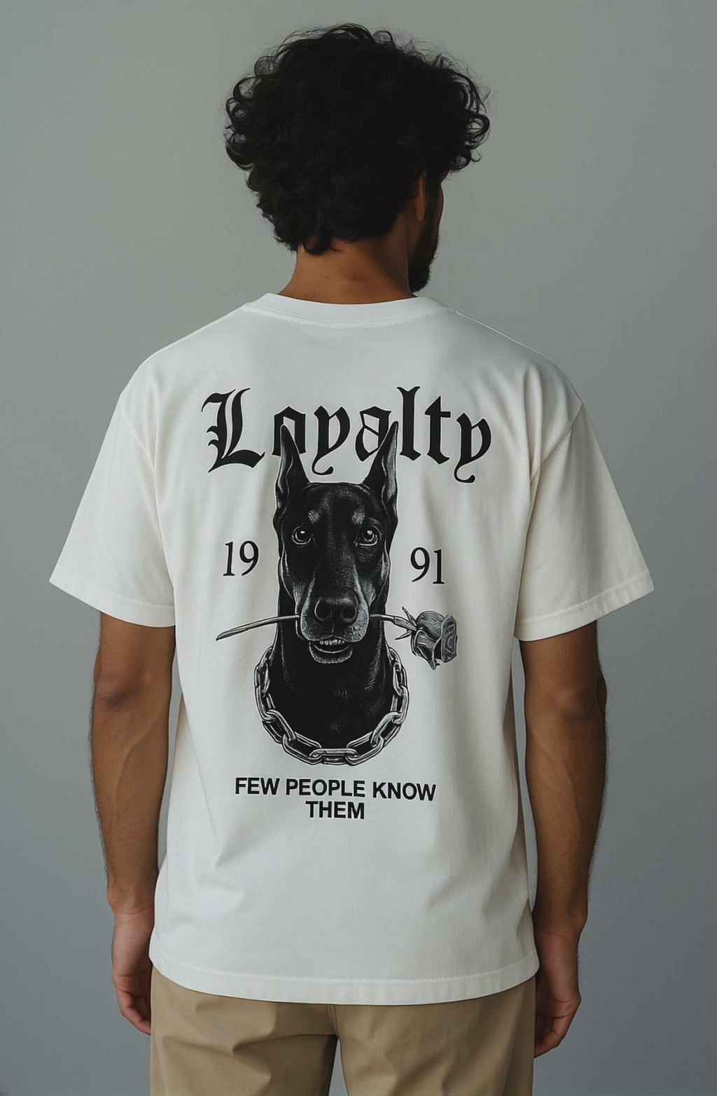 Camiseta Oversize Doberman